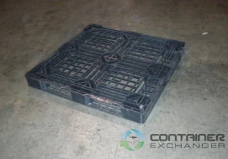 Plastic Pallets For Wanted: 43x43x5 pallets needed - image 1 Plastic Pallets For Wanted: 43x43x5 pallets needed - image 1