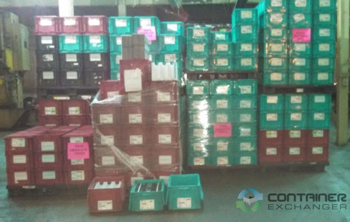 Stacking Totes For Sale: Used 24x15x12 Stacking Totes- Attached Lids In Ohio - image 2 Stacking Totes For Sale: Used 24x15x12 Stacking Totes- Attached Lids In Ohio - image 2