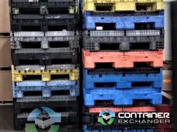 Pallet Containers For Sale: Used 45x48x34 Collapsible Bulk Containers with Drop Doors Mixed Colors Ohio In Ohio - image  2