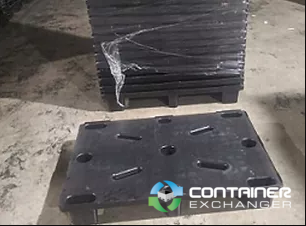 Plastic Pallets For Sale: Used 30x42x6.4 Black Nestable Plastic Pallets In Indiana - image  2