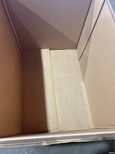 Gaylord Boxes For Sale: Used 39x30x32 5 wall Gaylord boxes with Full Bottom Flaps In Texas - image  2