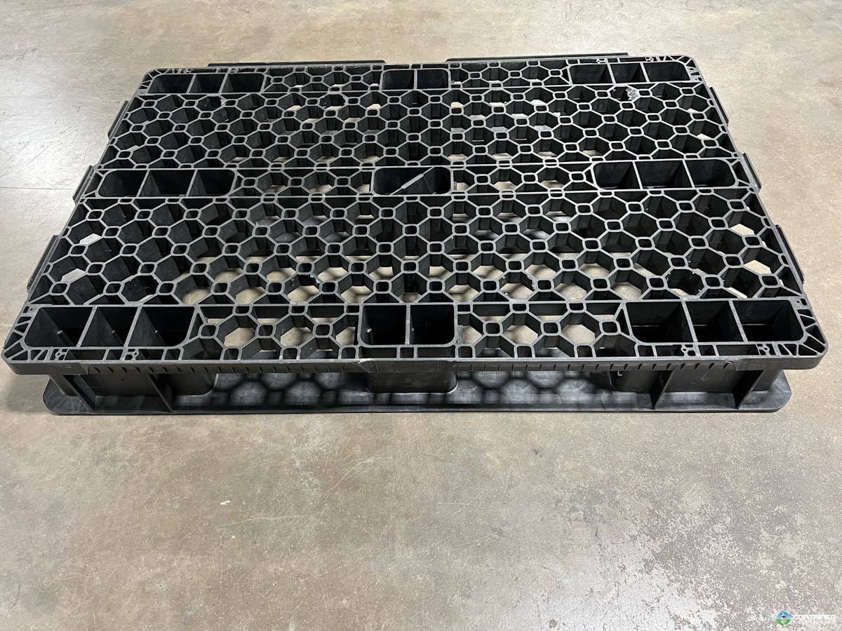 Plastic Pallets For Sale: Used 800x1200 Euro Plastic Pallets Illinois In Illinois - image  2
