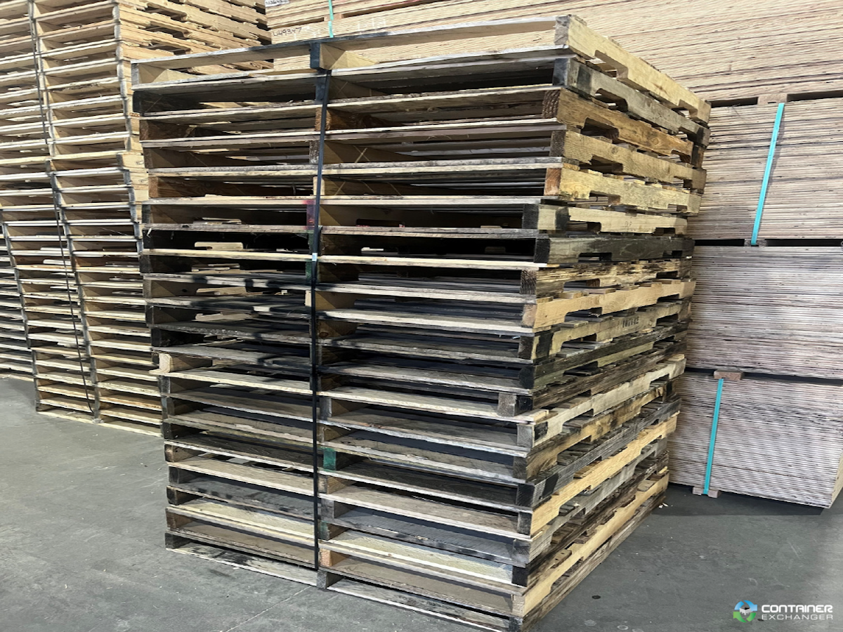 Wood Pallets For Sale: New 48x45x4.5 4 Way Wood Pallets Ontario In Ontario - image  3