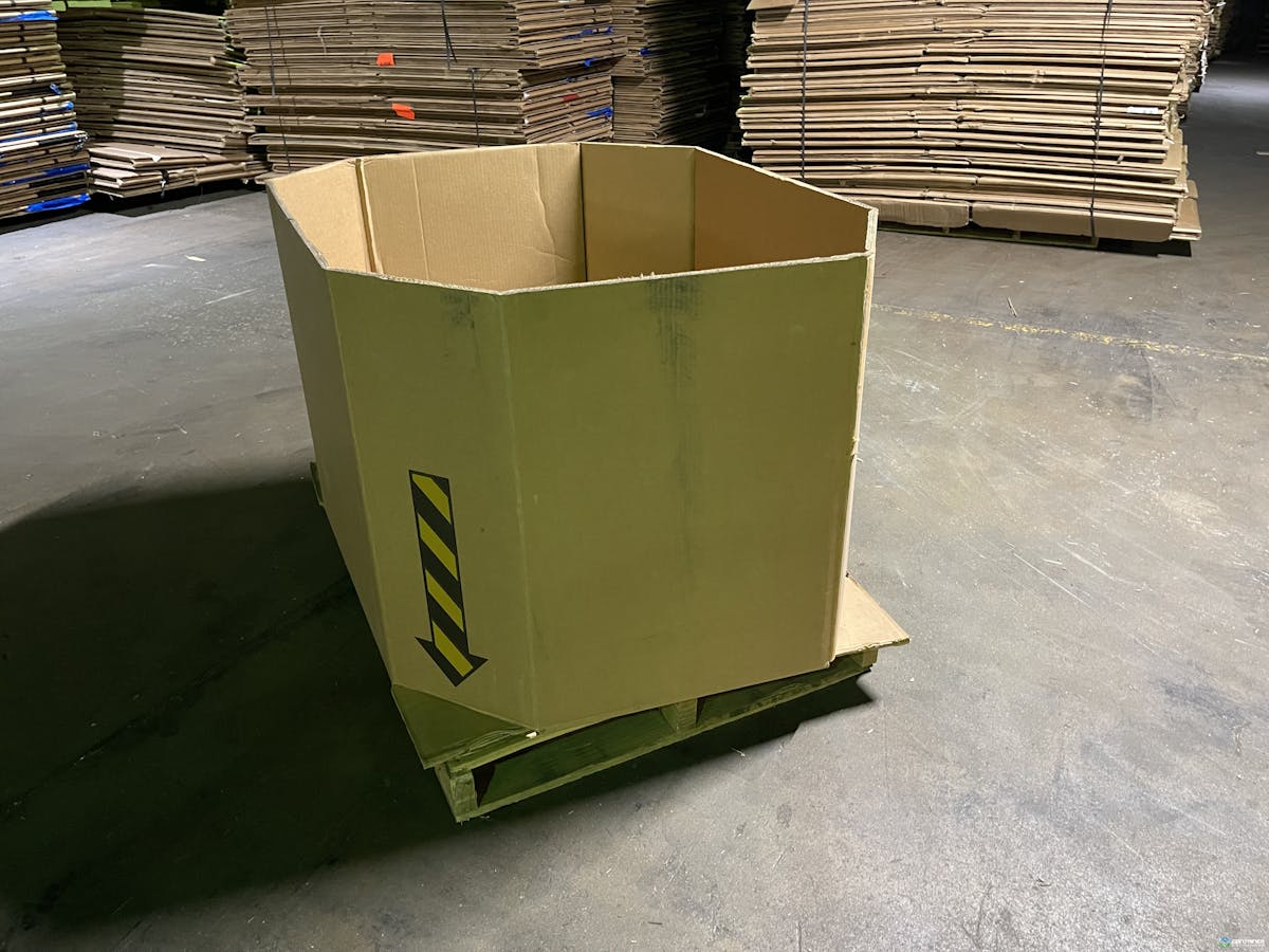 Gaylord Boxes For Sale: Used 48x40x30 Triple Wall Short Bottom Octagon Gaylord Box Illinois In Illinois - image  2