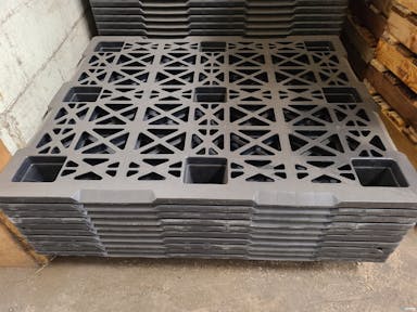 Plastic Pallets For Sale: Used 48x40 Nestable Plastic Pallets New York In Illinois - image  2