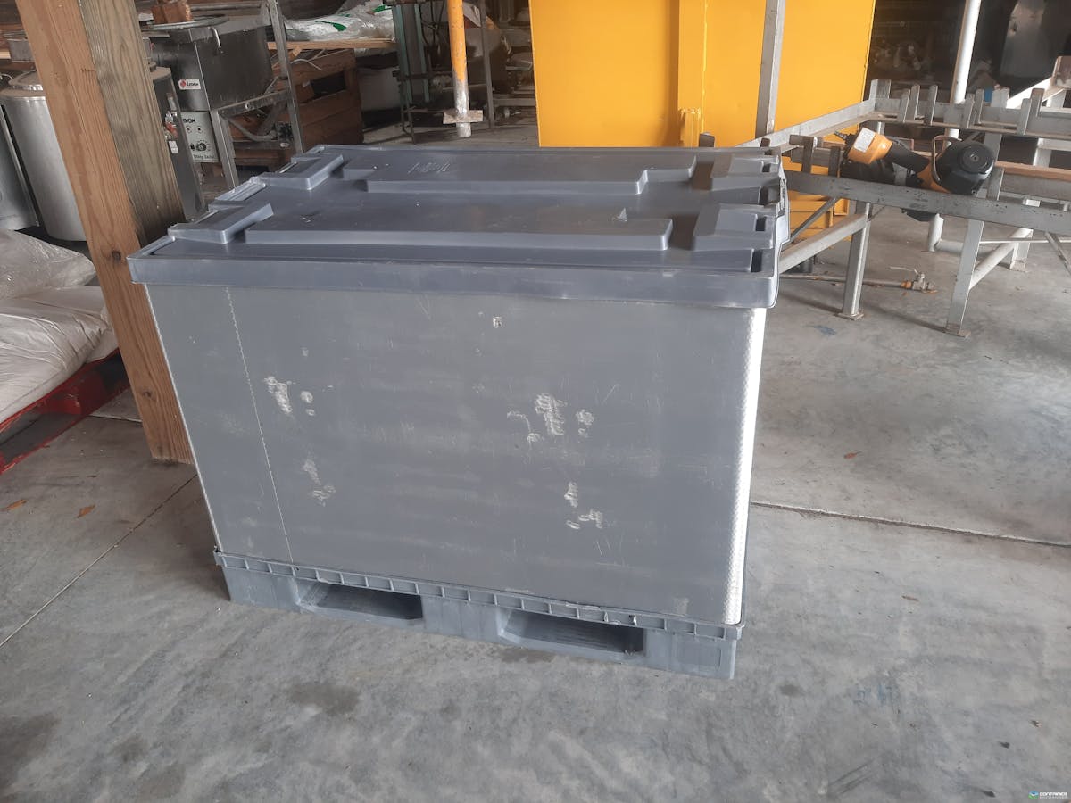 Pallet Containers For Sale: Used 45.5x30.5x28.5 Collapsible Sleeve Packs with Lids Florida In Florida - image  2