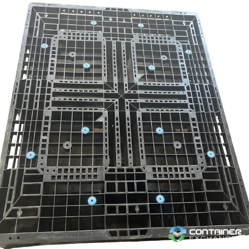 Plastic Pallets For Sale: Used 43x53 Plastic Pallets Kentucky In Kentucky - image  1