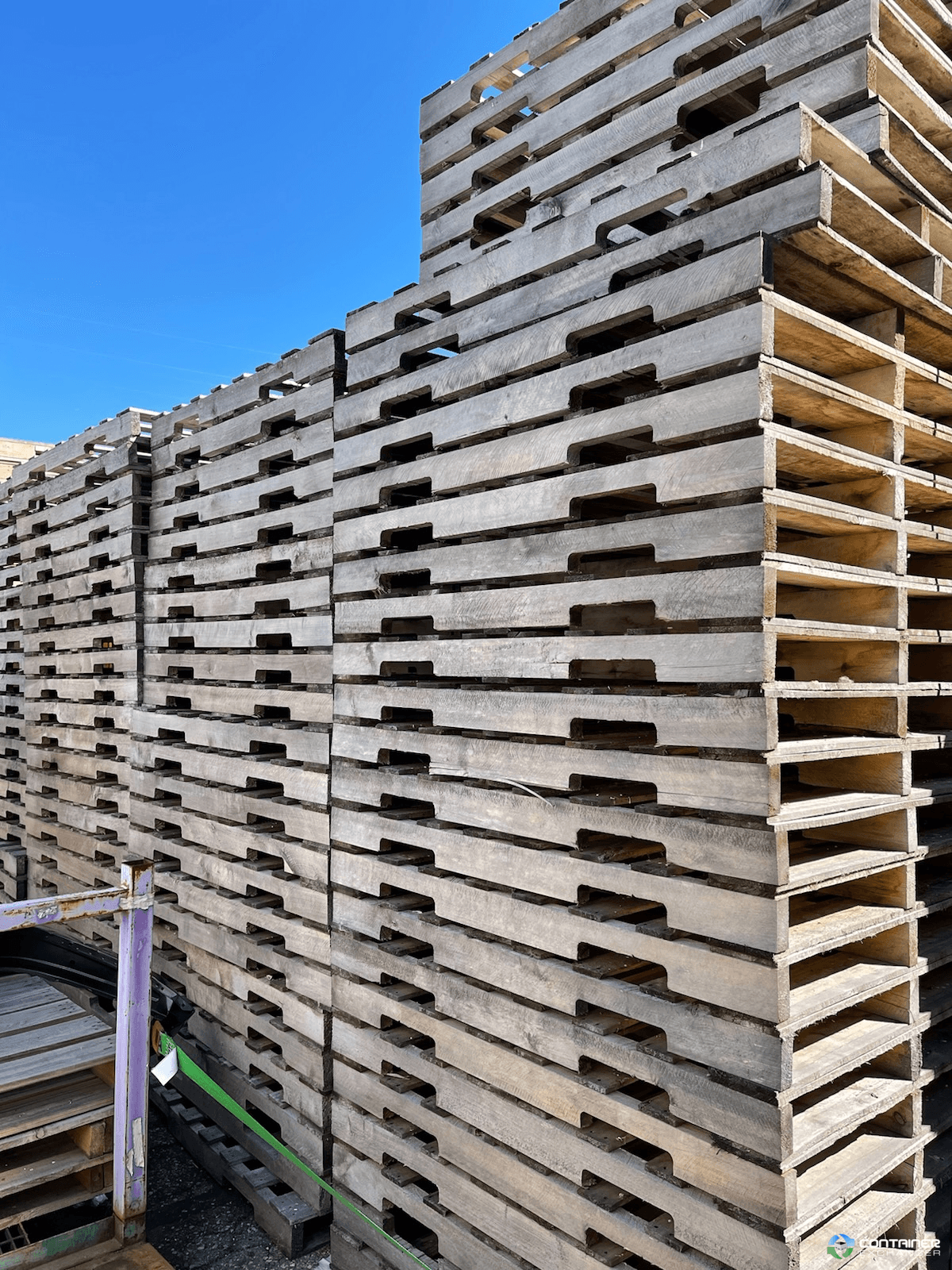 Wood Pallets For Sale: NEW 54x38x4.5 4-WAY PALLET NON HEAT TREATED In Michigan - image  2