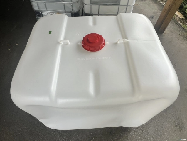 IBC Totes For Sale: New 275 Gallon IBC Totes Bottles Only NO Cages British Columbia Canada In British Columbia - image 2 IBC Totes For Sale: New 275 Gallon IBC Totes Bottles Only NO Cages British Columbia Canada In British Columbia - image 2