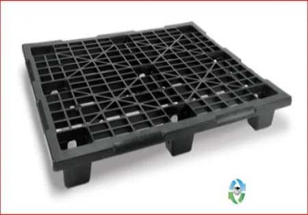 Plastic Pallets For Sale: New 40x48x5 Export 5 in Light duty Nestable Plastic Pallets with runners Iowa In Michigan - image 1 Plastic Pallets For Sale: New 40x48x5 Export 5 in Light duty Nestable Plastic Pallets with runners Iowa In Michigan - image 1