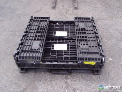 Pallet Containers For Sale: Used 45x48x25 Collapsible Bulk Containers - 2 Drop Doors - Black In Mississippi - image 2 Pallet Containers For Sale: Used 45x48x25 Collapsible Bulk Containers - 2 Drop Doors - Black In Mississippi - image 2