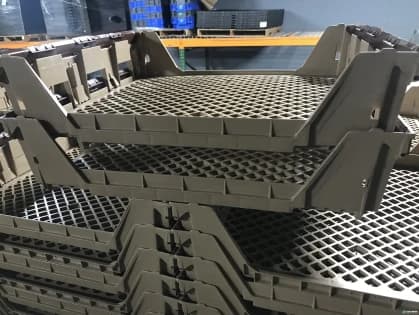 Food Totes & Trays For Sale: HOT NEW ITEM!! New 27x23x6 Bakery Trays High Rise Multilevel Tray Beige Ohio In Ohio - image 2 Food Totes & Trays For Sale: HOT NEW ITEM!! New 27x23x6 Bakery Trays High Rise Multilevel Tray Beige Ohio In Ohio - image 2