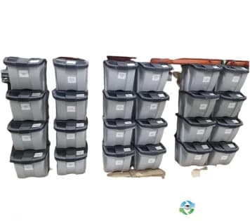 Stack & Nest Totes For Sale: Clearanced - New & Used 21.5x17.5x16.5 Stack and Nest Totes Florida In Florida - image 1 Stack & Nest Totes For Sale: Clearanced - New & Used 21.5x17.5x16.5 Stack and Nest Totes Florida In Florida - image 1