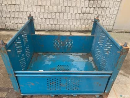 Metal Bins For Sale: Used 54x44x39 Rigid Metal Bins 2 Drop Gates Ontario In Ontario - image 2 Metal Bins For Sale: Used 54x44x39 Rigid Metal Bins 2 Drop Gates Ontario In Ontario - image 2