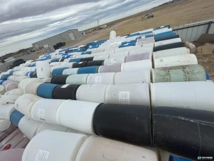 Drums For Sale: Used 55 Gallon Plastic Drums Close Top Non Food Grade Texas In Texas - image 2 Drums For Sale: Used 55 Gallon Plastic Drums Close Top Non Food Grade Texas In Texas - image 2