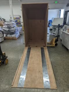 Wood Crates For Sale: Used 66x40x71 Heavy Duty Wood Shipping Crate With Ramps California In California - image 3 Wood Crates For Sale: Used 66x40x71 Heavy Duty Wood Shipping Crate With Ramps California In California - image 3