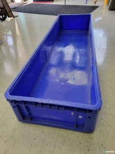 Stacking Totes For Sale: USED 48X15X8 STACKING CONTAINERS ONTARIO In Ontario - image 2 Stacking Totes For Sale: USED 48X15X8 STACKING CONTAINERS ONTARIO In Ontario - image 2
