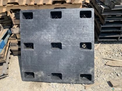 Plastic Pallets For Sale: Used 45x45 Nestable Heavy Duty Plastic Pallets Ohio In Ohio - image 2 Plastic Pallets For Sale: Used 45x45 Nestable Heavy Duty Plastic Pallets Ohio In Ohio - image 2