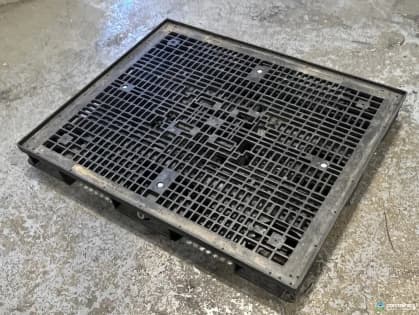 Plastic Pallets For Sale: Refurbished 57x48x5.5 Heavy Duty Plastic Pallets Ontario In Ontario - image 2 Plastic Pallets For Sale: Refurbished 57x48x5.5 Heavy Duty Plastic Pallets Ontario In Ontario - image 2