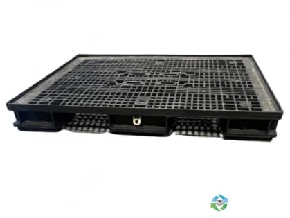 Plastic Pallets For Sale: Refurbished 48x57x5 Heavy Duty HDPE Stackable Plastic Pallets Ontario In Ontario - image 2 Plastic Pallets For Sale: Refurbished 48x57x5 Heavy Duty HDPE Stackable Plastic Pallets Ontario In Ontario - image 2
