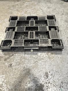 Plastic Pallets For Sale: Refurbished 48x57x5 Heavy Duty HDPE Stackable Plastic Pallets Ontario In Ontario - image 3 Plastic Pallets For Sale: Refurbished 48x57x5 Heavy Duty HDPE Stackable Plastic Pallets Ontario In Ontario - image 3