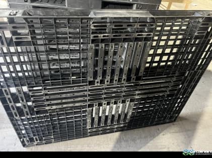 Plastic Pallets For Sale: Used 43x53 Plastic Pallets Kentucky In Kentucky - image 2 Plastic Pallets For Sale: Used 43x53 Plastic Pallets Kentucky In Kentucky - image 2