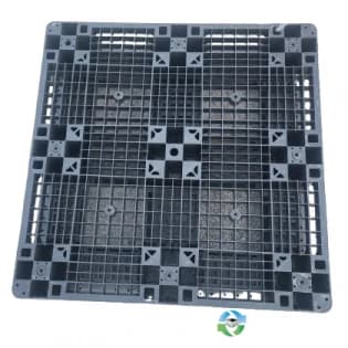 Plastic Pallets For Sale: Used 43.5x43.5x6 Plastic Pallets Light Duty Ohio In Ohio - image 1 Plastic Pallets For Sale: Used 43.5x43.5x6 Plastic Pallets Light Duty Ohio In Ohio - image 1