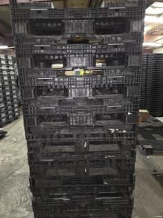 Pallet Containers For Sale: Refurbished 45x48x25 Collapsible Bulk Containers All Black with Drop Doors Ohio In Ohio - image 3 Pallet Containers For Sale: Refurbished 45x48x25 Collapsible Bulk Containers All Black with Drop Doors Ohio In Ohio - image 3