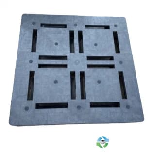 Plastic Pallets For Sale: Used 43x43x5 Stackable Heavy Duty Plastic Pallets Indiana In Illinois - image 1 Plastic Pallets For Sale: Used 43x43x5 Stackable Heavy Duty Plastic Pallets Indiana In Illinois - image 1