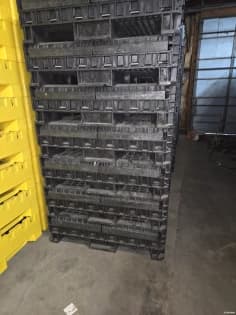 Pallet Containers For Sale: Refurbished 45x48x34 Collapsible Bulk Containers with 2 Drop Doors Mixed Colors In Ohio - image 3 Pallet Containers For Sale: Refurbished 45x48x34 Collapsible Bulk Containers with 2 Drop Doors Mixed Colors In Ohio - image 3