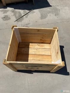 Wood Crates For Sale: Used 27.5x33.5x26 Wooden Crates Nebraska In Nebraska - image 2 Wood Crates For Sale: Used 27.5x33.5x26 Wooden Crates Nebraska In Nebraska - image 2