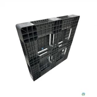 Plastic Pallets For Sale: Used 43x43x5 Plastic Pallets Indiana In Indiana - image 1 Plastic Pallets For Sale: Used 43x43x5 Plastic Pallets Indiana In Indiana - image 1