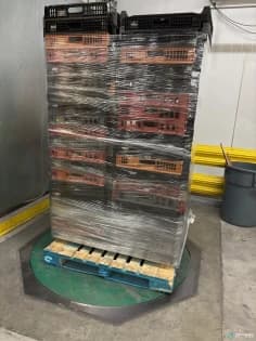 Food Totes & Trays For Sale: Used 26.75x10x4 Stackable Trays Wisconsin In Wisconsin - image 3 Food Totes & Trays For Sale: Used 26.75x10x4 Stackable Trays Wisconsin In Wisconsin - image 3