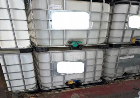 IBC Totes For Sale: Used 275 Gallon IBC Totes Unrinsed Ohio In Ohio - image 3 IBC Totes For Sale: Used 275 Gallon IBC Totes Unrinsed Ohio In Ohio - image 3