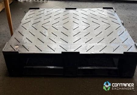 Plastic Pallets For Sale: Used 40x32x7 Heavy Duty Plastic Pallets Tennessee In Tennessee - image 4 Plastic Pallets For Sale: Used 40x32x7 Heavy Duty Plastic Pallets Tennessee In Tennessee - image 4