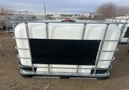 IBC Totes For Sale: Used 275 Gallon IBC Totes Previously Held Food Grade Alberta In Alberta - image 2 IBC Totes For Sale: Used 275 Gallon IBC Totes Previously Held Food Grade Alberta In Alberta - image 2