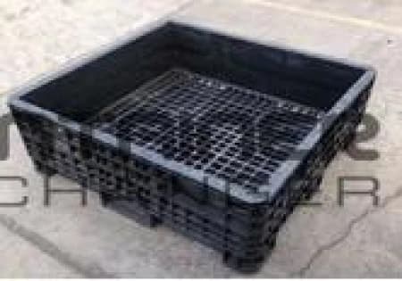Pallet Containers For Sale: Used 45x48x21 Fixed Wall Bulk Containers Black Ontario In Ontario - image 1 Pallet Containers For Sale: Used 45x48x21 Fixed Wall Bulk Containers Black Ontario In Ontario - image 1