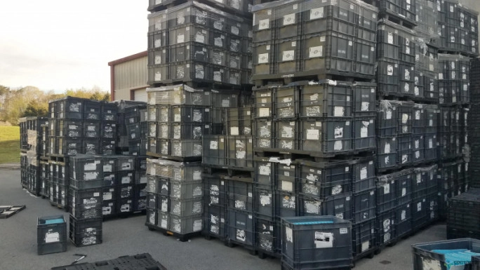 Stacking Totes For Sale: Used 21x13x15 Stacking Totes In Tennessee - image 1 Stacking Totes For Sale: Used 21x13x15 Stacking Totes In Tennessee - image 1