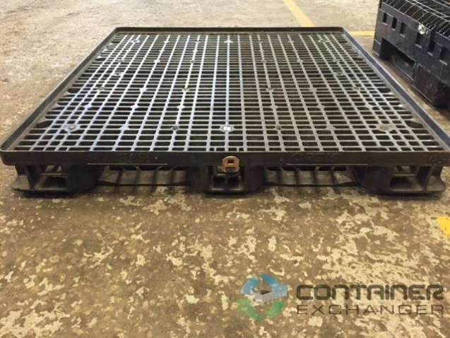 Plastic Pallets For Sale: USED 48x45 Pallets and top caps In Texas - image 1 Plastic Pallets For Sale: USED 48x45 Pallets and top caps In Texas - image 1