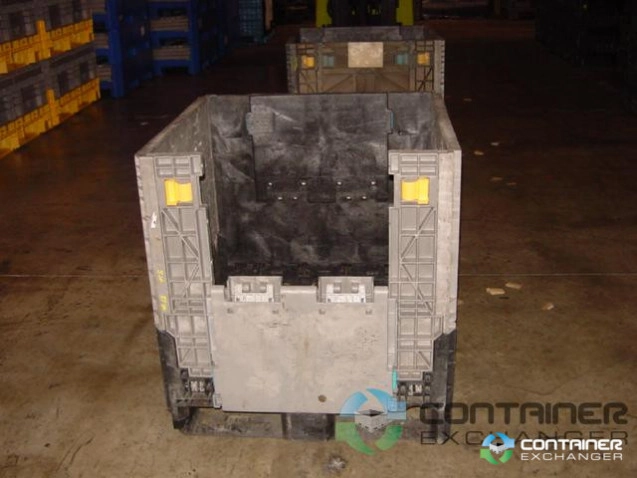 Pallet Containers For Sale: Used 30x32x34 Collapsible Bulk Containers with drop doors - Black or Mixed colors Indiana In Indiana - image 3 Pallet Containers For Sale: Used 30x32x34 Collapsible Bulk Containers with drop doors - Black or Mixed colors Indiana In Indiana - image 3