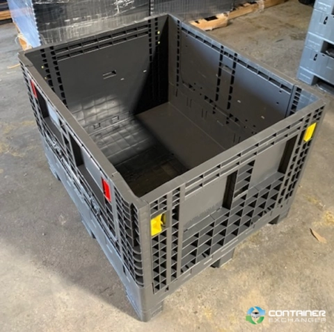 Pallet Containers For Sale: New Monoflo 40x48x34 Collapsible Bulk Containers- 2 Drop Doors In Mississippi - image 1 Pallet Containers For Sale: New Monoflo 40x48x34 Collapsible Bulk Containers- 2 Drop Doors In Mississippi - image 1