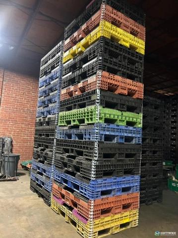Pallet Containers For Sale: Used 64x48x34 Plastic Bulk Container 2 drop doors South Carolina In South Carolina - image 2 Pallet Containers For Sale: Used 64x48x34 Plastic Bulk Container 2 drop doors South Carolina In South Carolina - image 2