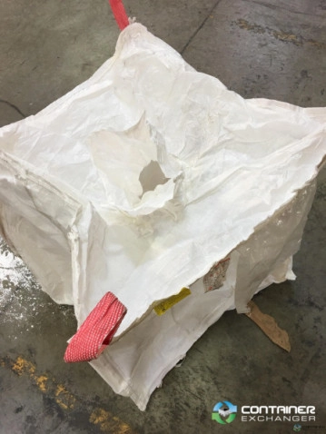 Bulk Bags - FIBC For Sale: Used 41x41x47 SuperSacks Spout Top and Bottom Bulk Bags Lined Washington In Washington - image 2 Bulk Bags - FIBC For Sale: Used 41x41x47 SuperSacks Spout Top and Bottom Bulk Bags Lined Washington In Washington - image 2