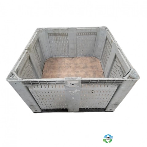 Pallet Containers For Sale: Used 48x48x28 Rigid Vented Bulk Containers In Wisconsin - image 1 Pallet Containers For Sale: Used 48x48x28 Rigid Vented Bulk Containers In Wisconsin - image 1