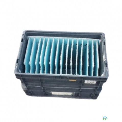 Stacking Totes For Sale: Used 21x13x15 Stacking Totes Tennessee In Tennessee - image 1 Stacking Totes For Sale: Used 21x13x15 Stacking Totes Tennessee In Tennessee - image 1