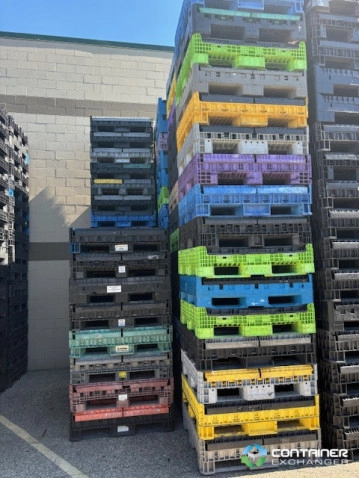 Pallet Containers For Sale: Used 45x48x34 Collapsible Bulk Containers with Drop doors - Mixed Colors In Michigan - image 1 Pallet Containers For Sale: Used 45x48x34 Collapsible Bulk Containers with Drop doors - Mixed Colors In Michigan - image 1