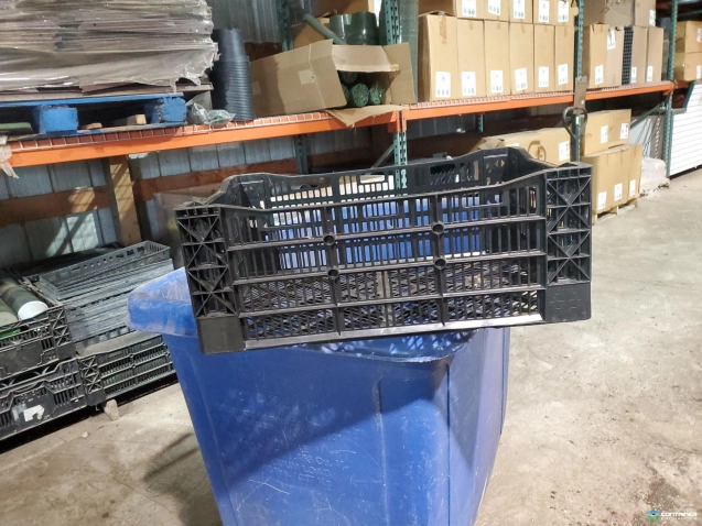 Food Totes & Trays For Sale: Used 23.5x15.5x9.5 Plastic Tray - Black Ohio In Ohio - image 2 Food Totes & Trays For Sale: Used 23.5x15.5x9.5 Plastic Tray - Black Ohio In Ohio - image 2