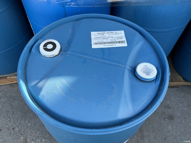 Drums For Sale: Used 55 Gallon Closed Top Plastic Drums Previous Food Grade Missouri In Missouri - image 2 Drums For Sale: Used 55 Gallon Closed Top Plastic Drums Previous Food Grade Missouri In Missouri - image 2