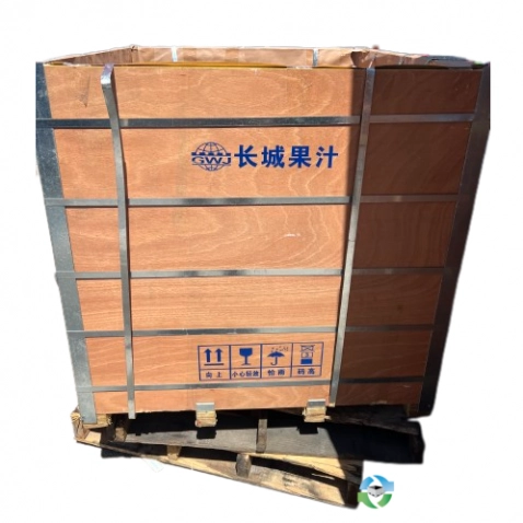 Wood Crates For Sale: Used 44x44x41 Wood Crates Florida In Florida - image 1 Wood Crates For Sale: Used 44x44x41 Wood Crates Florida In Florida - image 1
