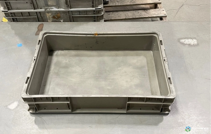 Stacking Totes For Sale: Used 24x15x5 Stacking Totes California In California - image 2 Stacking Totes For Sale: Used 24x15x5 Stacking Totes California In California - image 2